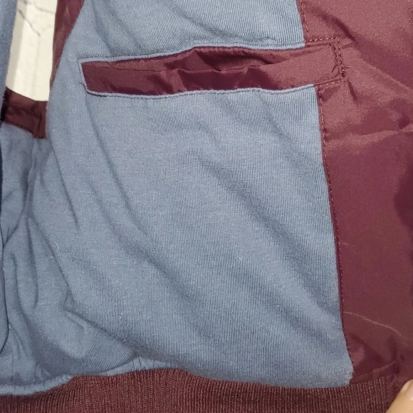 Maurice’s Women's Maroon Crop Vest with Stripes Size L - Picture 12 of 12